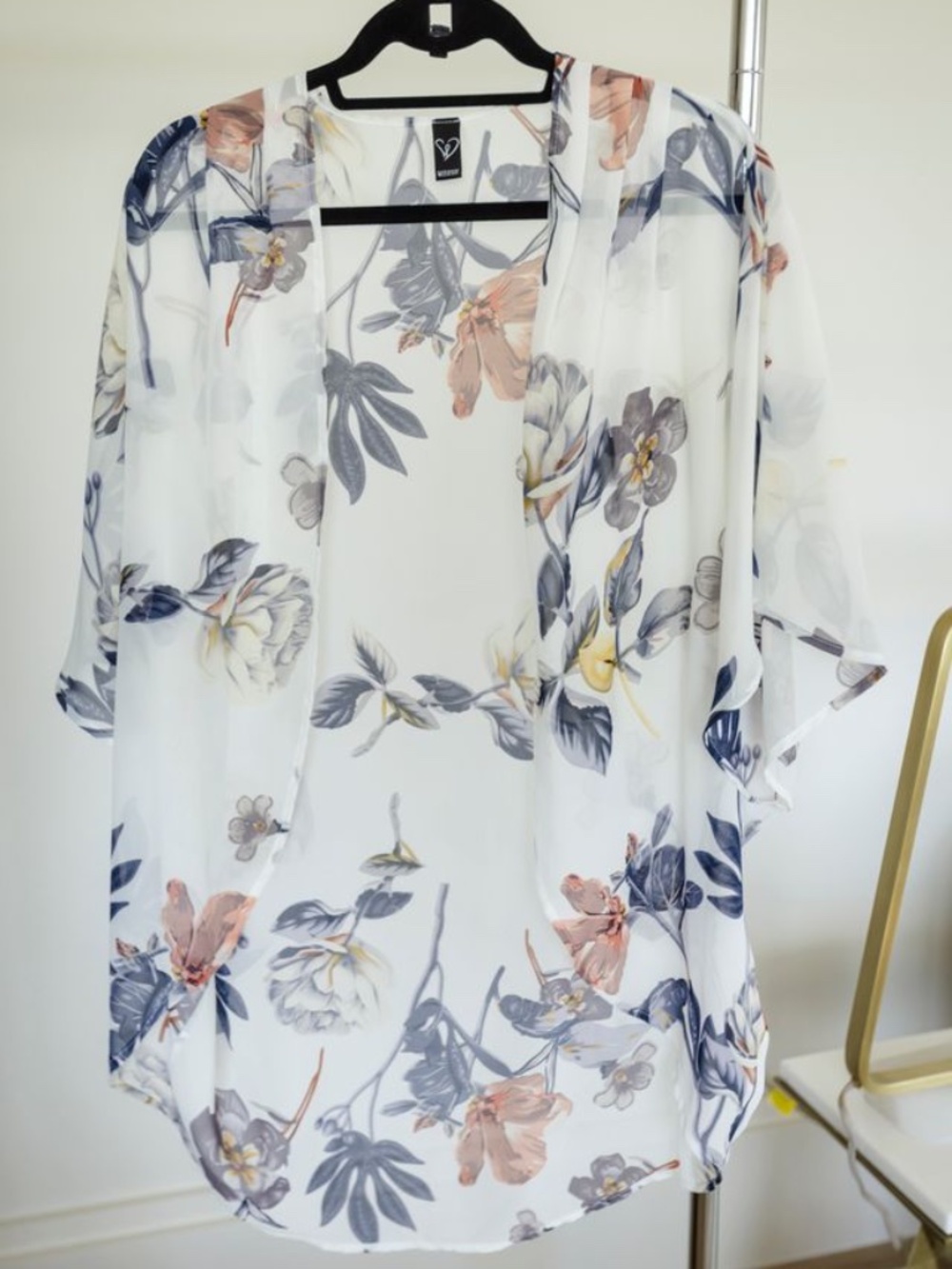 WINDSOR Floral Kimono